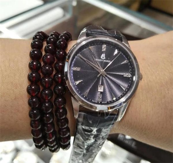 依波路手表发条拧反了是什么原因(图) 依波路手表发条拧反了是什么原因(图)